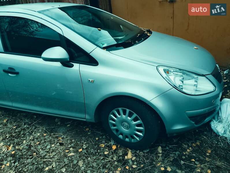 Хетчбек Opel Corsa 2009 в Коростені