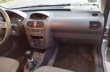 Хетчбек Opel Corsa 2003 в Дніпрі