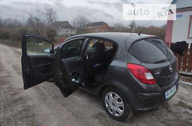 Хэтчбек Opel Corsa 2011 в Казатине