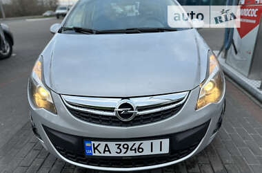 Хэтчбек Opel Corsa 2012 в Киеве