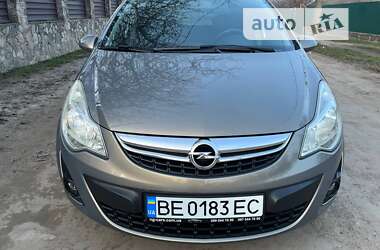 Хэтчбек Opel Corsa 2012 в Первомайске