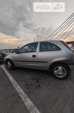 Хэтчбек Opel Corsa 2001 в Киеве