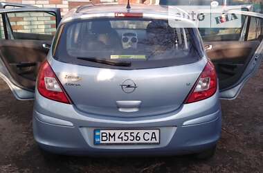 Хэтчбек Opel Corsa 2007 в Ахтырке