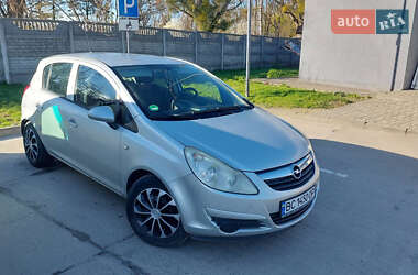 Хэтчбек Opel Corsa 2009 в Стрые