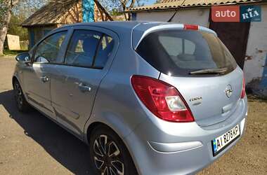 Хэтчбек Opel Corsa 2007 в Ставище