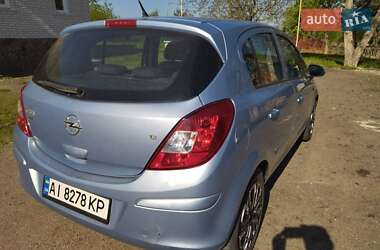 Хэтчбек Opel Corsa 2007 в Ставище