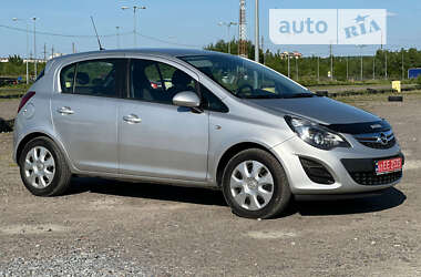 Хэтчбек Opel Corsa 2011 в Львове