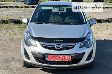 Хэтчбек Opel Corsa 2011 в Львове