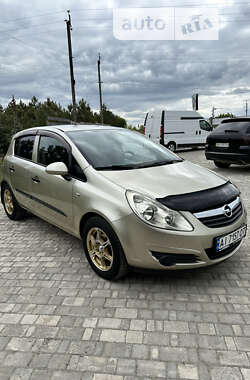 Хэтчбек Opel Corsa 2007 в Киеве