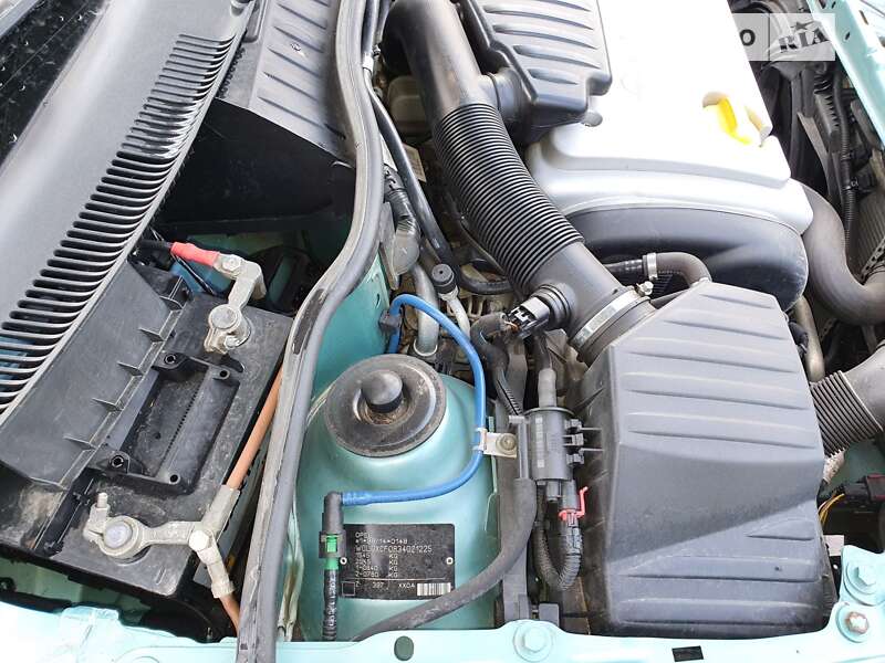 Хэтчбек Opel Corsa 2002 в Полтаве