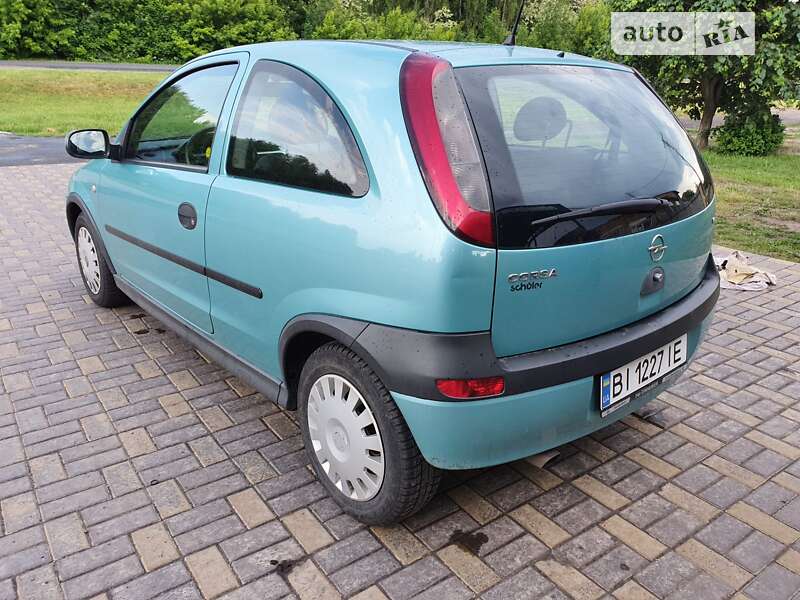 Хэтчбек Opel Corsa 2002 в Полтаве