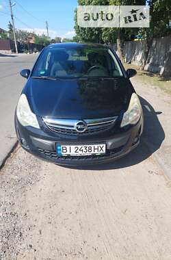 Хэтчбек Opel Corsa 2011 в Миргороде