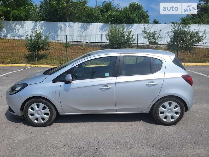 Хэтчбек Opel Corsa 2016 в Ужгороде