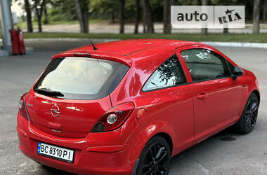 Хэтчбек Opel Corsa 2010 в Львове