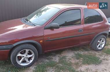 Хэтчбек Opel Corsa 1999 в 