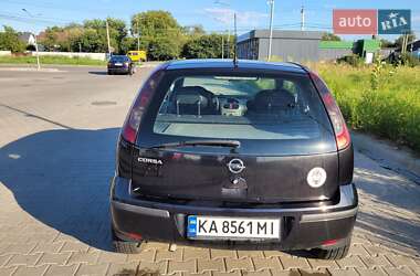 Хэтчбек Opel Corsa 2004 в Киеве