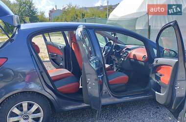 Хэтчбек Opel Corsa 2008 в 