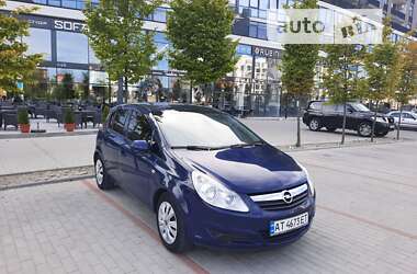 Хетчбек Opel Corsa 2008 в Ужгороді