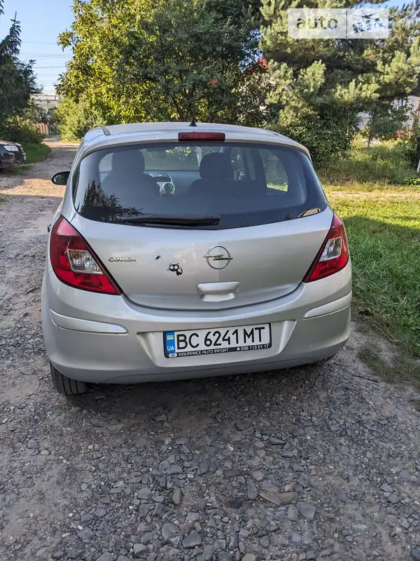 Opel Corsa 2009