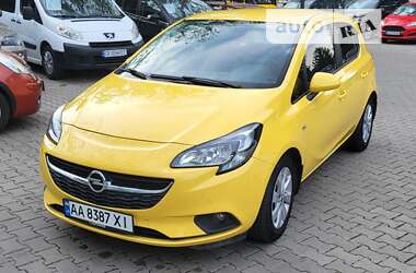 Хетчбек Opel Corsa 2016 в Чернівцях