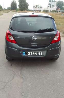 Хетчбек Opel Corsa 2012 в 