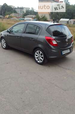 Хетчбек Opel Corsa 2012 в 
