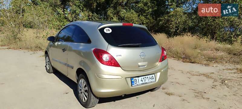 Хэтчбек Opel Corsa 2008 в Кременчуге фото 3 Хэтчбек Opel Corsa 2008 в Кременчуге