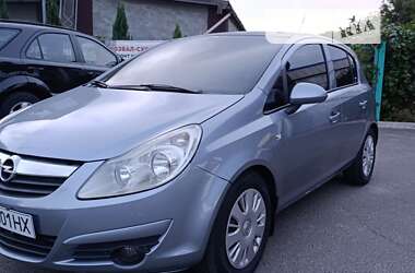 Хэтчбек Opel Corsa 2008 в Прилуках