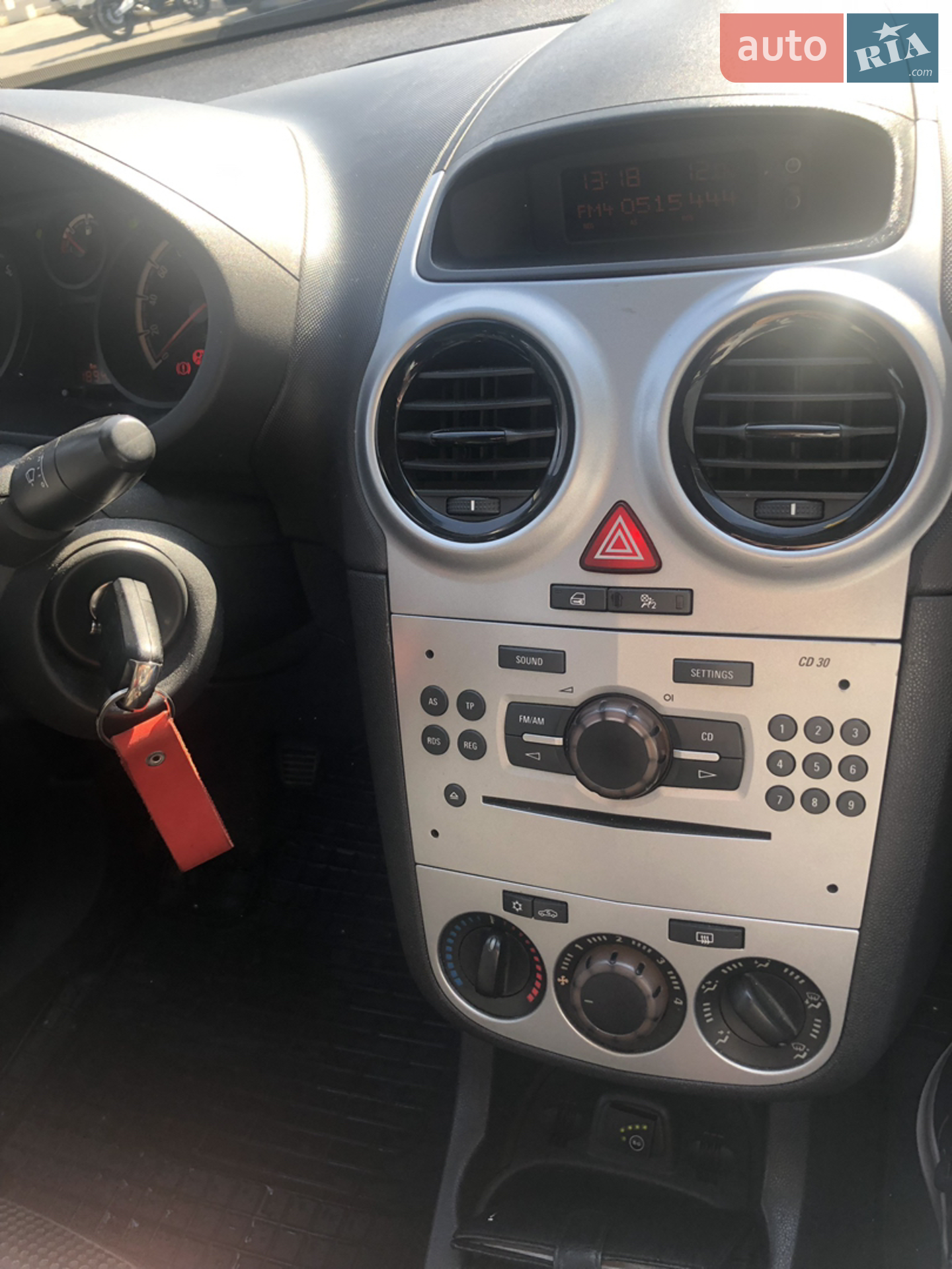 2011 Opel Corsa - мініатюра 16