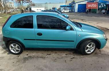 Хэтчбек Opel Corsa 2003 в 