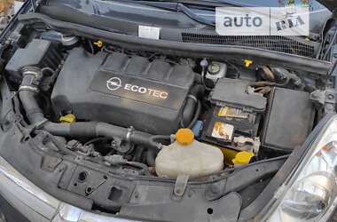 Хэтчбек Opel Corsa 2008 в 