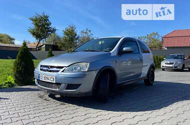 Хэтчбек Opel Corsa 2005 в Черновцах