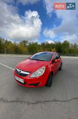 Хэтчбек Opel Corsa 2008 в 