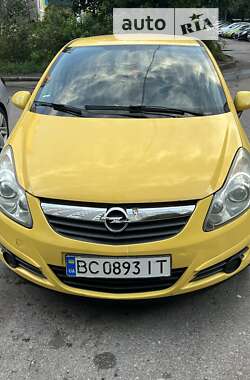 Хэтчбек Opel Corsa 2008 в Львове