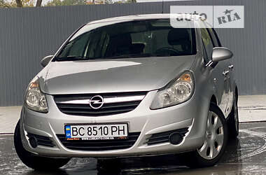 Хетчбек Opel Corsa 2010 в Дрогобичі