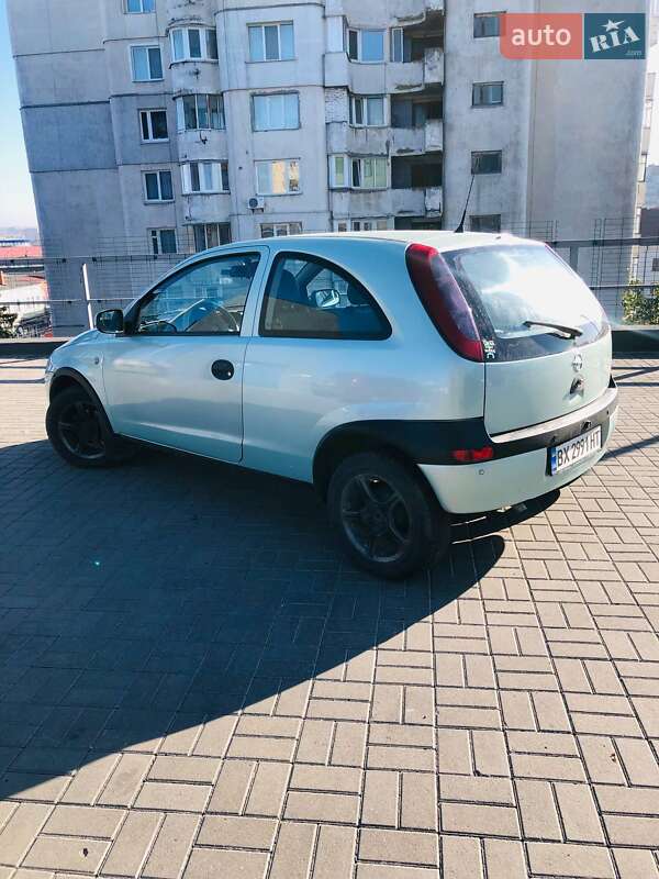 Хэтчбек Opel Corsa 2001 в Хмельницком