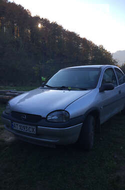 Хетчбек Opel Corsa 1999 в Косові