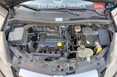 Хэтчбек Opel Corsa 2008 в 