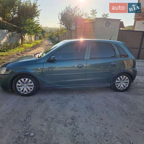 Хэтчбек Opel Corsa 2004 в Одессе