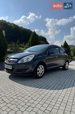 Хэтчбек Opel Corsa 2009 в Львове