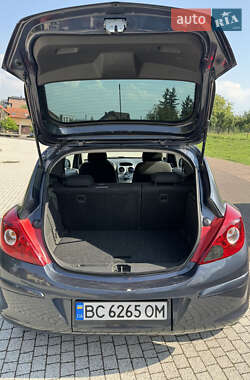 Хетчбек Opel Corsa 2009 в Львові