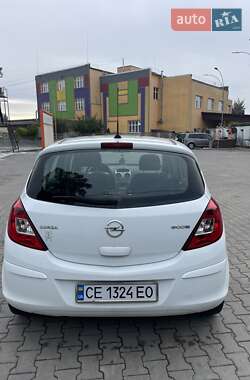 Хэтчбек Opel Corsa 2013 в 