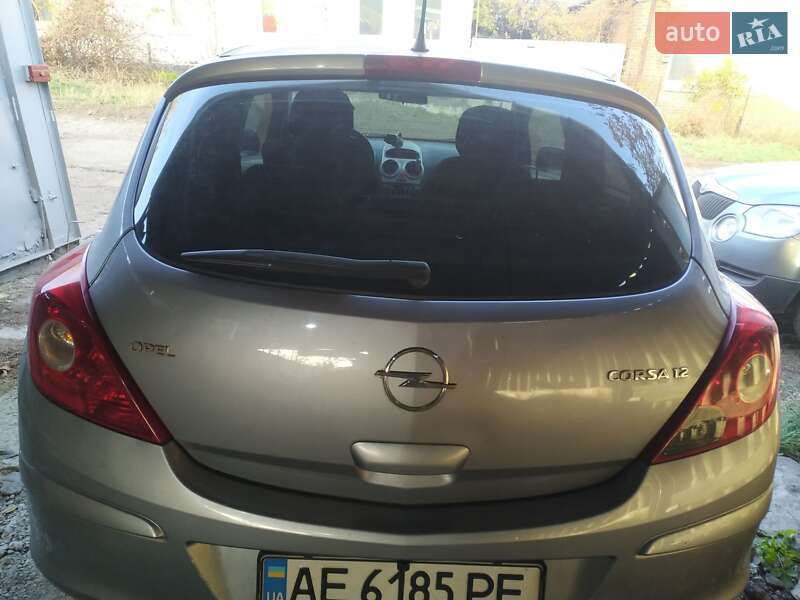 Хетчбек Opel Corsa 2008 в Дніпрі