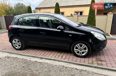 Хетчбек Opel Corsa 2010 в Дніпрі