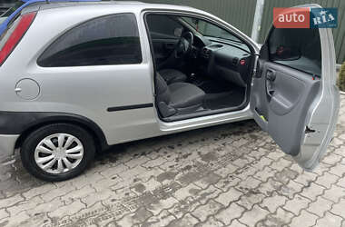 Хэтчбек Opel Corsa 2000 в Владимире