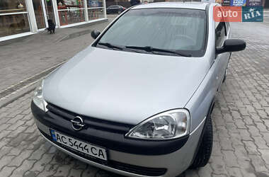 Хэтчбек Opel Corsa 2000 в Владимире