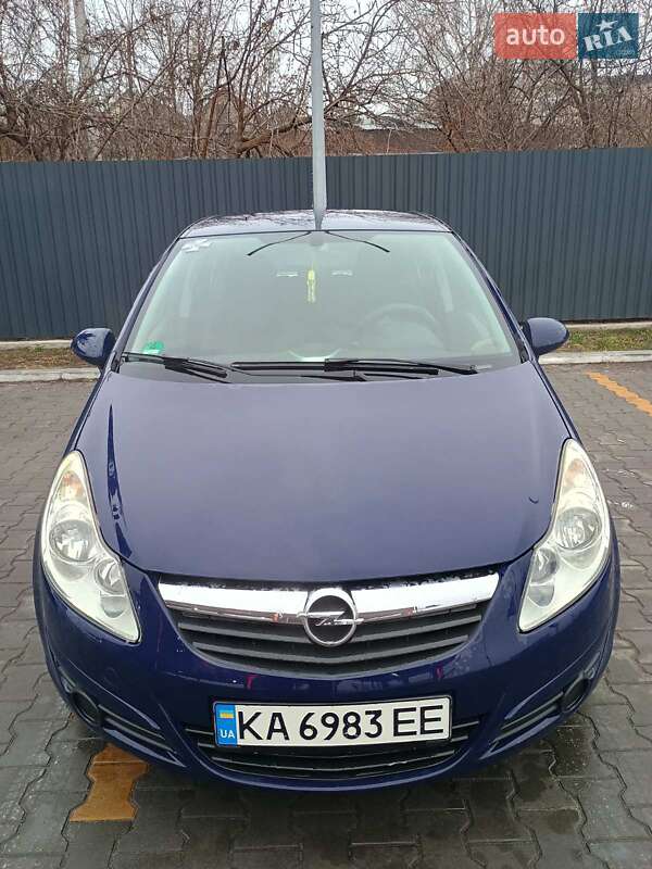 Хэтчбек Opel Corsa 2009 в Буче
