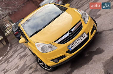 Хетчбек Opel Corsa 2008 в Дніпрі