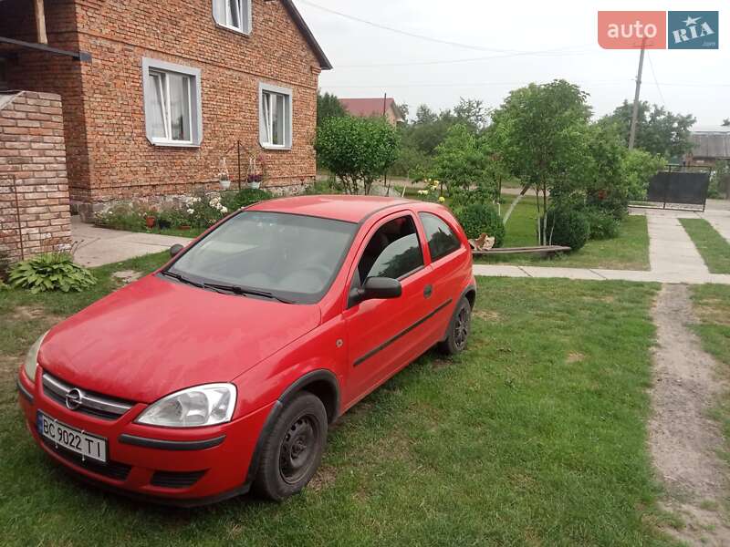 Хэтчбек Opel Corsa 2003 в Сокале
