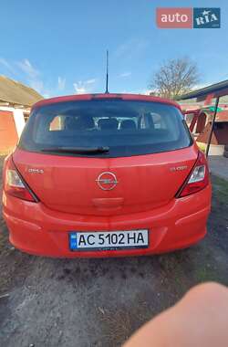 Хэтчбек Opel Corsa 2008 в Киверцах